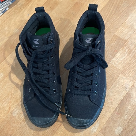 Cariuma All Black Canvas High Sneaker - Picture 2 of 10